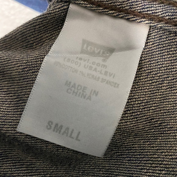Levi’s Denim Vest - Picture 5 of 6